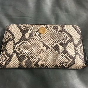 Antomio Melani snake skin organizer wallet